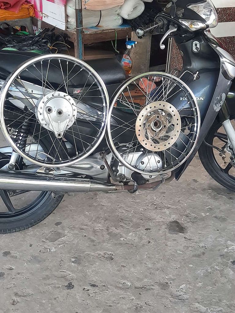 Cho Vành xe m��y Honda Future Neo hợp kim nhôm bạc. Mua bán Phụ tùng xe tại Huyện Mỹ Xuyên Sóc Trăng được đăng bởi Nguyen quoc toan hình 2