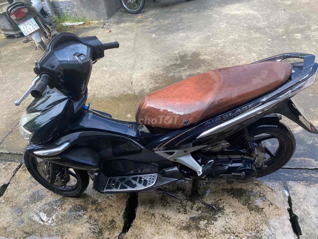 Honda Airblade, черный, скутер