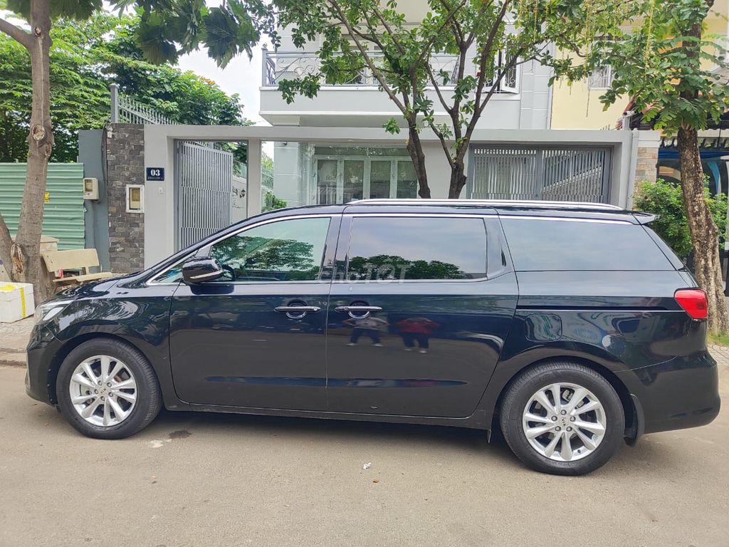 KIA SEDONA 2020 với không gian nội thất sang trọng. Mua bán Ô tô tại Thành phố Thủ Đức Tp Hồ Chí Minh được đăng bởi OJRT B hình 5