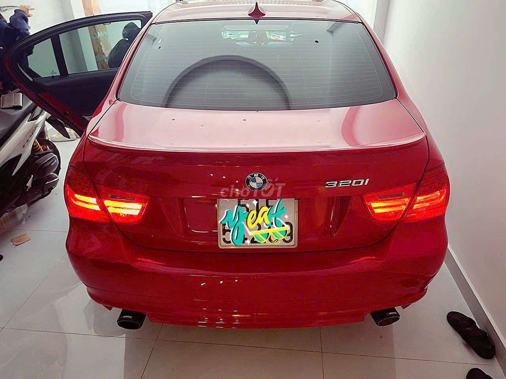 BMW 320i 2011 Đỏ. Mua bán Ô tô tại Quận 5 Tp Hồ Chí Minh được đăng bởi Blue Tyres hình 2