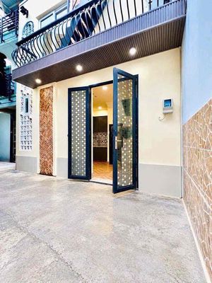 Townhouse 23.5 m² · 2 bed · Đường Dương Quảng Hàm
