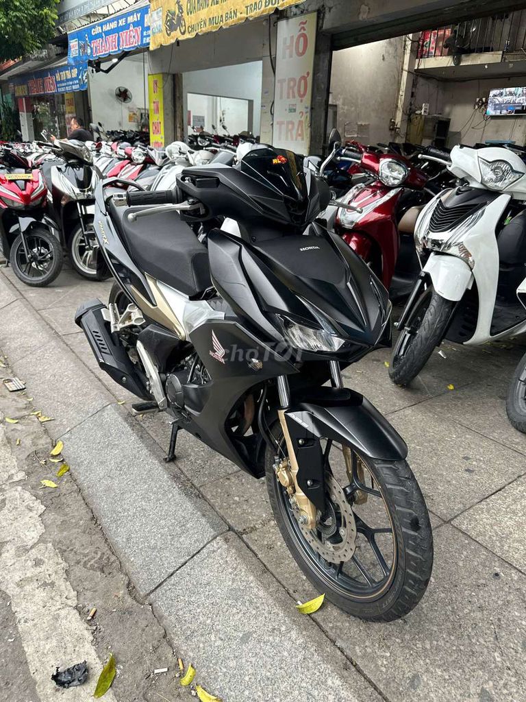 Honda winner x ABS 20 2020 mới 90% Bstp chính chủ. Mua bán Xe máy tại Quận Tân Phú Tp Hồ Chí Minh được đăng bởi Tuanduy hình 1