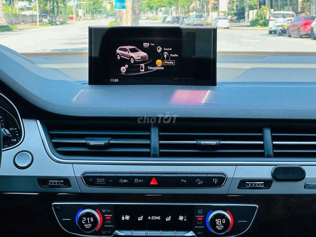 Audi Q7 2018 Sline Đen 5.2 v miles. Mua bán Ô tô tại Quận Bắc Từ Liêm Hà Nội được đăng bởi Phạm Bá Hướng hình 7