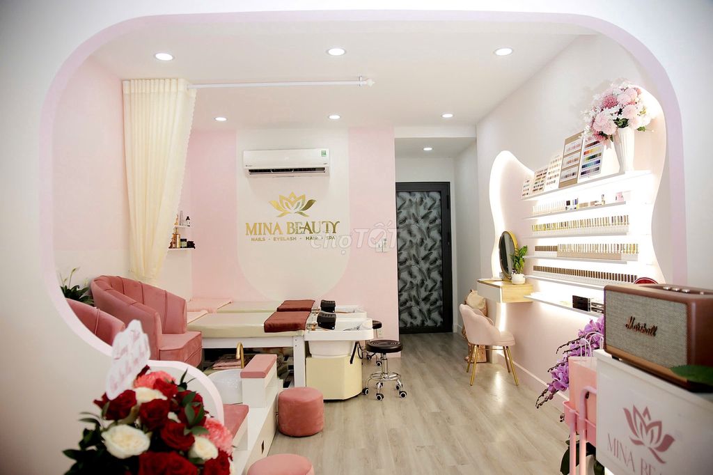 Sang nhượng tiệm nail + spa giá rẻ đường Cao Thắng khu kinh doanh