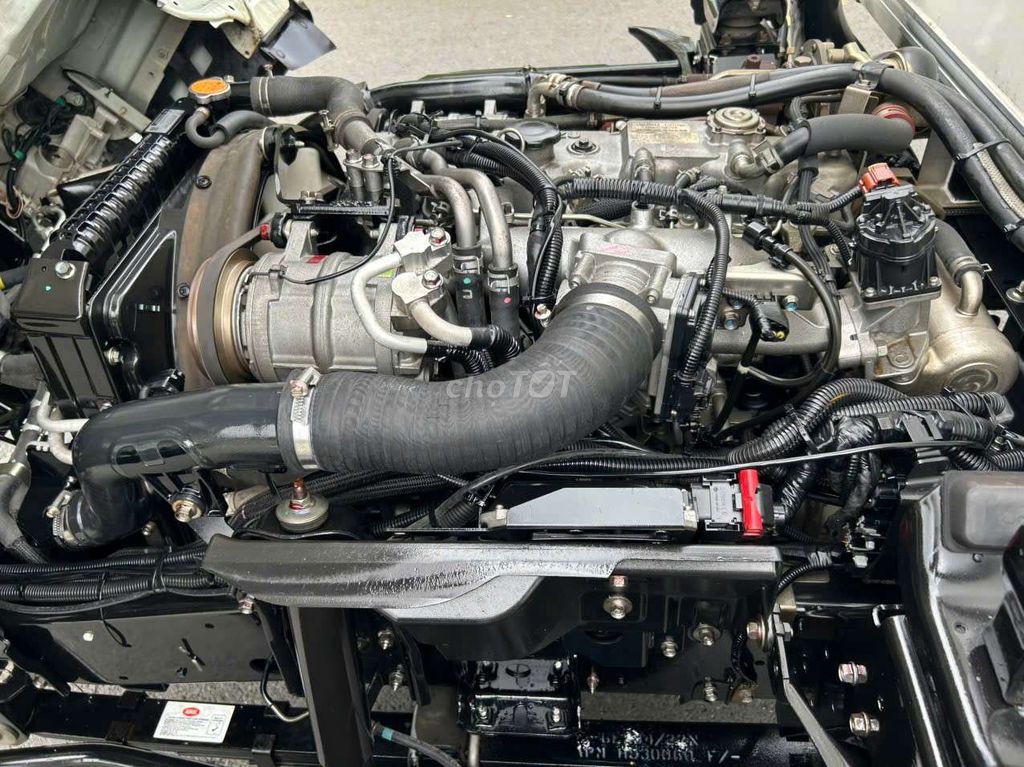 ISUZU ĐÔNG LẠNH SX2022 ĐĂNG kí2024, THÙNG QUYỀN F2. Mua bán Xe tải, xe ben tại Quận Tân Phú Tp Hồ Chí Minh được đăng bởi VƯƠN CAO  hình 3