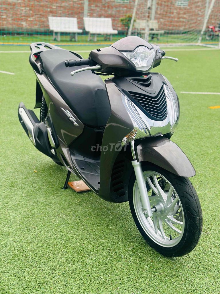 SH125i DKLD 2016 ODO THẤP MÁY MÓC NGUYÊN ZIN ĐẸP. Mua bán Xe máy tại Huyện Chợ Mới An Giang được đăng bởi XE MÁY THIỆN PHÁT AN GIANG hình 5