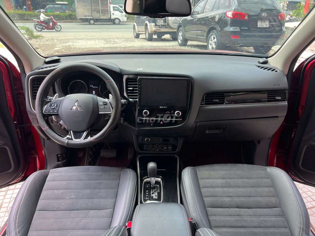 Mitsubishi outlander 2022 2.0 CVT - 15000 km. Mua bán Ô tô tại Thành phố Thủ Đức Tp Hồ Chí Minh được đăng bởi BÌNH VÌNH PHÚ CHUYÊN XE LƯỚT BAO TEST HÃNG  hình 10