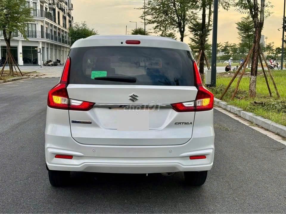 Suzuki Ertiga 2021 STD 7 chỗ tiết kiệm nhập Indo. Mua bán Ô tô tại Quận 12 Tp Hồ Chí Minh được đăng bởi Xuân Trường hình 4