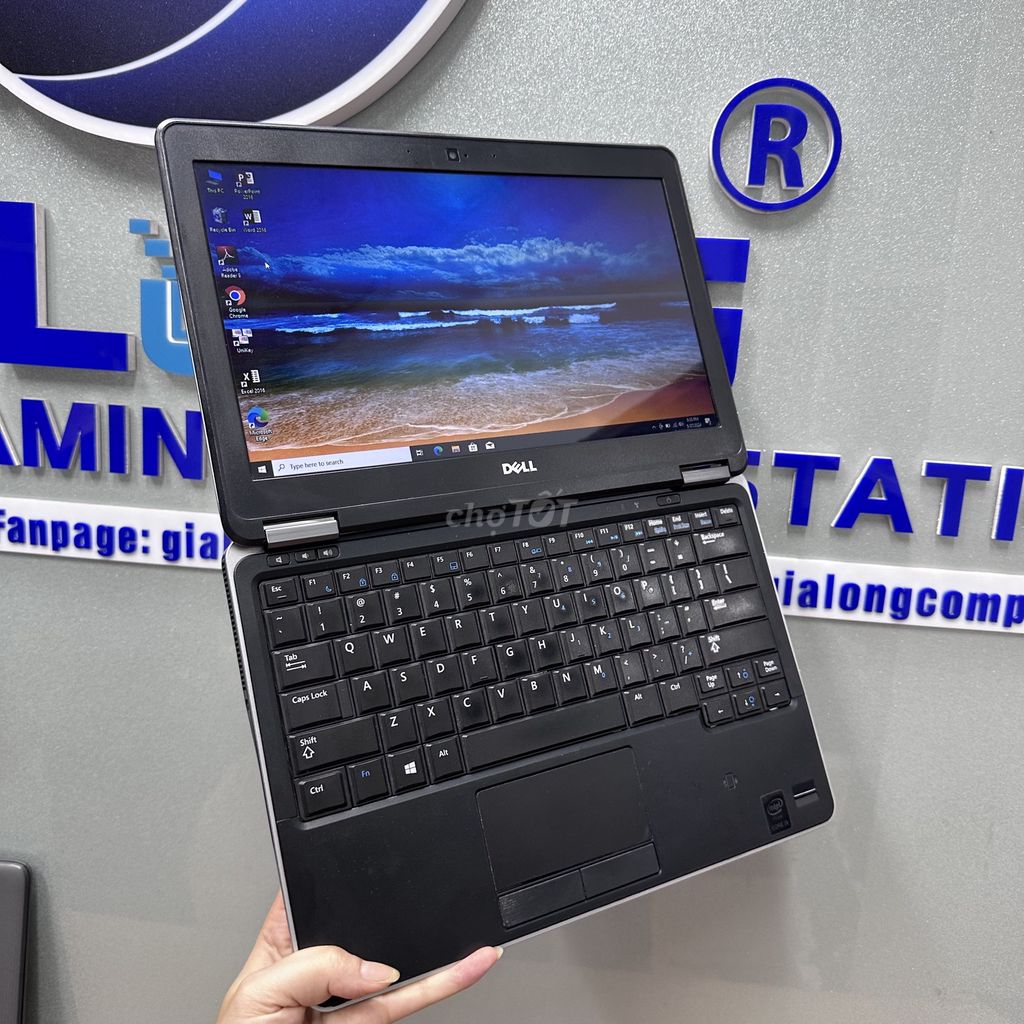 Laptop văn phòng nhỏ gọn Dell Latitude 7240 i5