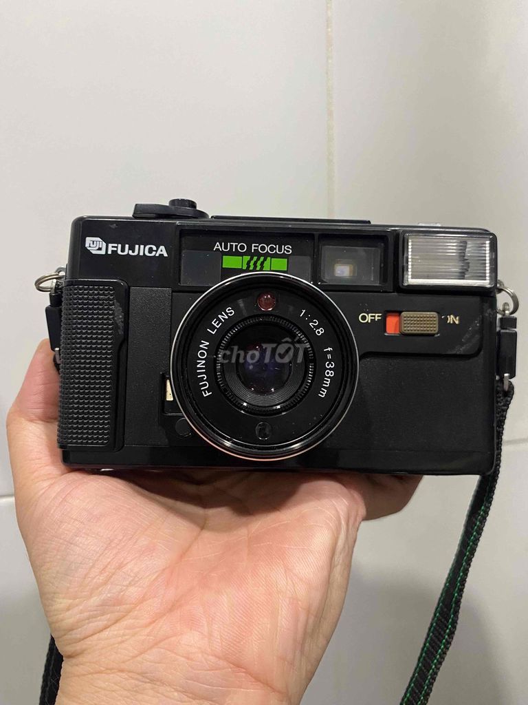 Máy ảnh phim Fujica Đen. Mua bán Máy ảnh, Máy quay tại Huyện Củ Chi Tp Hồ Chí Minh được đăng bởi Nguyen Duy hình 1