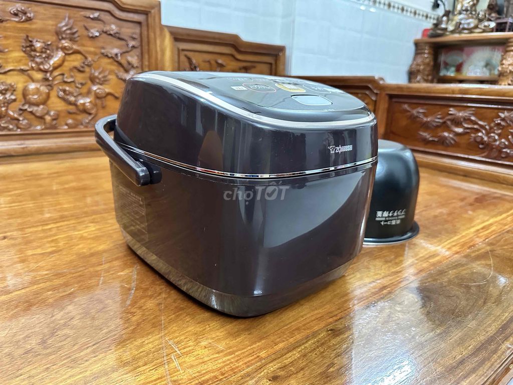 Nồi cơm nội địa Nhật ZOJiRUSHI