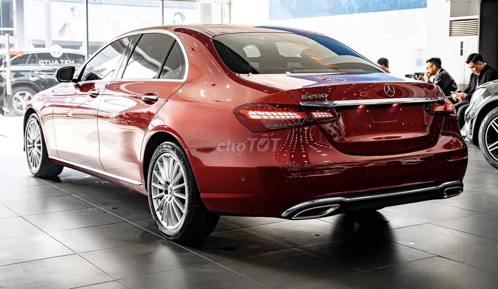 Mercedes Benz E200 Exclusive sx 2011  cực đẹp. Mua bán Ô tô tại Quận Long Biên Hà Nội được đăng bởi H3T Auto Việt Nam hình 1