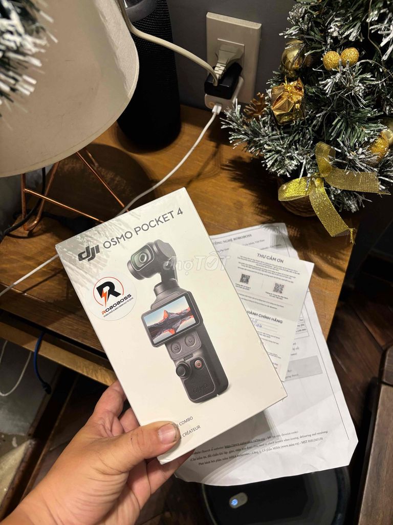 Máy quay DJI Osmo Pocket 4 Full Combo Newseal.. Mua bán Máy ảnh, Máy quay tại Quận 5 Tp Hồ Chí Minh được đăng bởi Nguyên hình 1