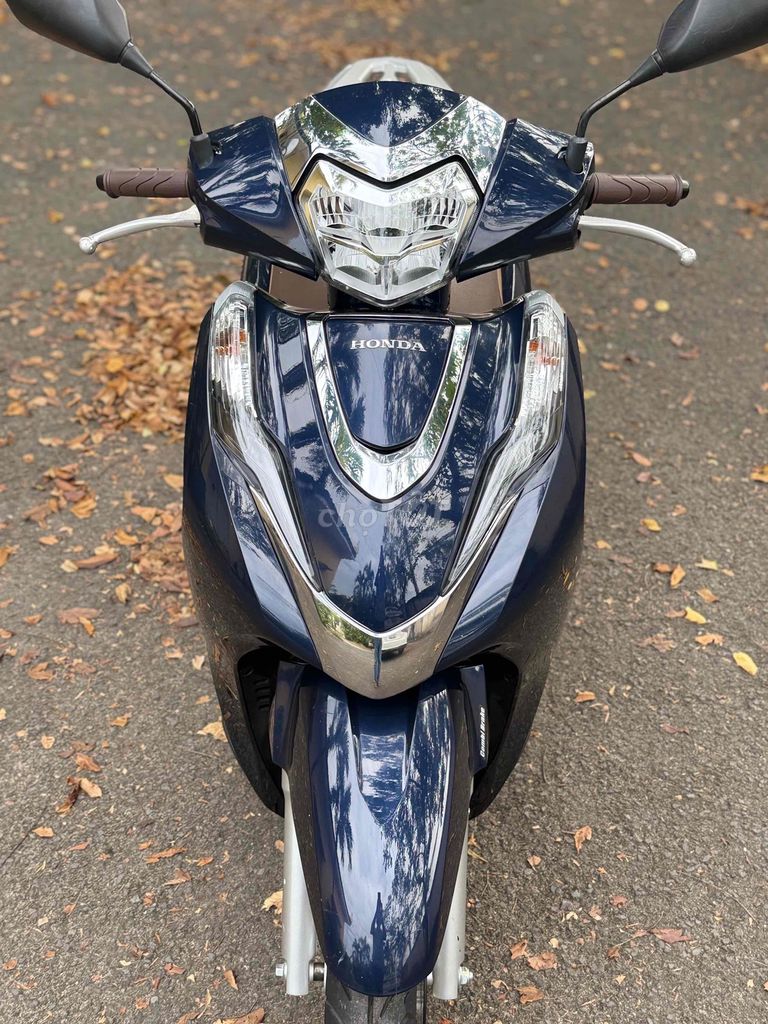 BÁN XE LEAD 2022 máy 4val lướt 4900km bstp sang te. Mua bán Xe máy tại Thành phố Thủ Đức Tp Hồ Chí Minh được đăng bởi XE MÁY ANH hình 8