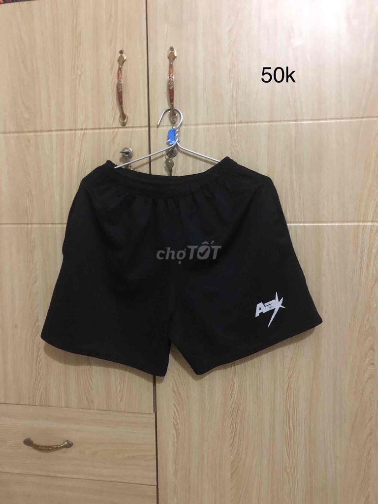 Quần đùi unisex đen chất liệu thoáng mát. Mua bán Quần áo tại Huyện An Dương Hải Phòng được đăng bởi Văn Quyền hình 1