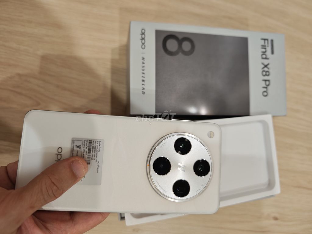 Oppo Find X8 Pro Trắng chính hãng. Mua bán Điện thoại tại Quận Hoàn Kiếm Hà Nội được đăng bởi Thành Trung hình 1