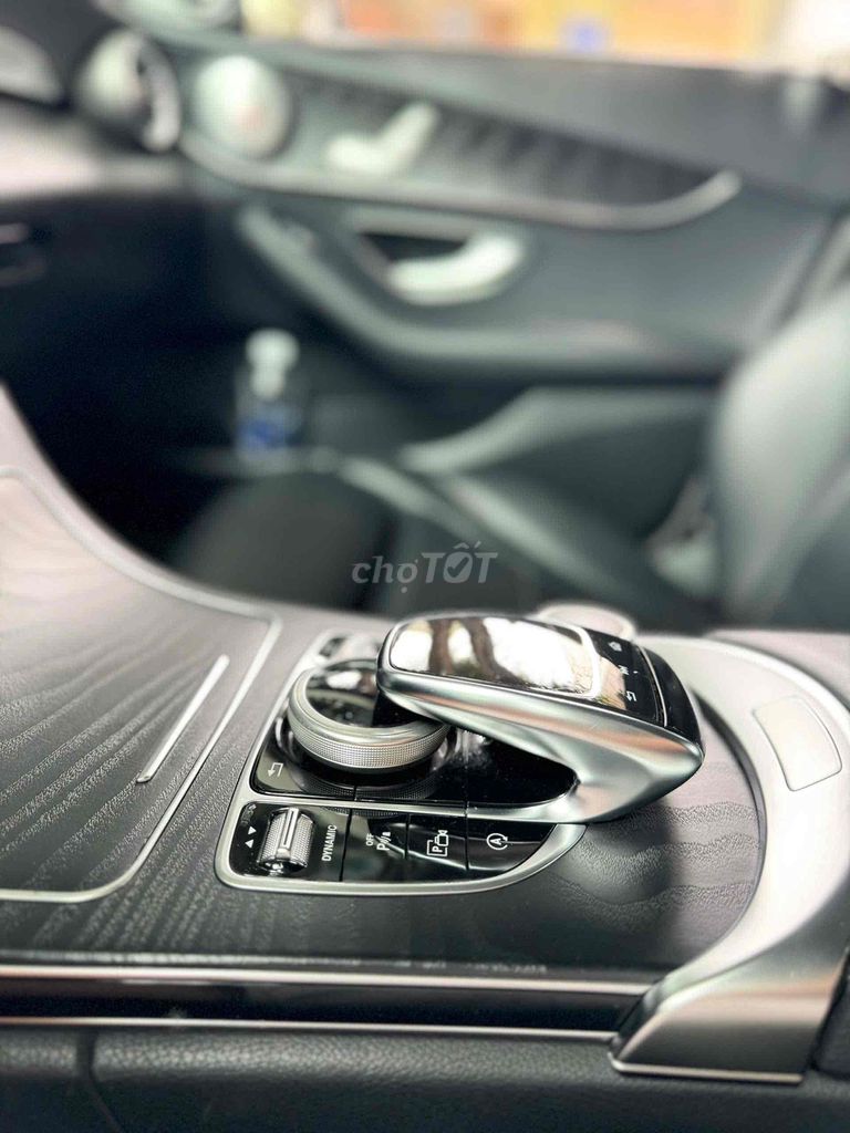 Mercedes Benz 2019 - Chính chủ - Cần bán ạ ❤️. Mua bán Ô tô tại Thành phố Buôn Ma Thuột Đắk Lắk được đăng bởi Hoàng Quang hình 8