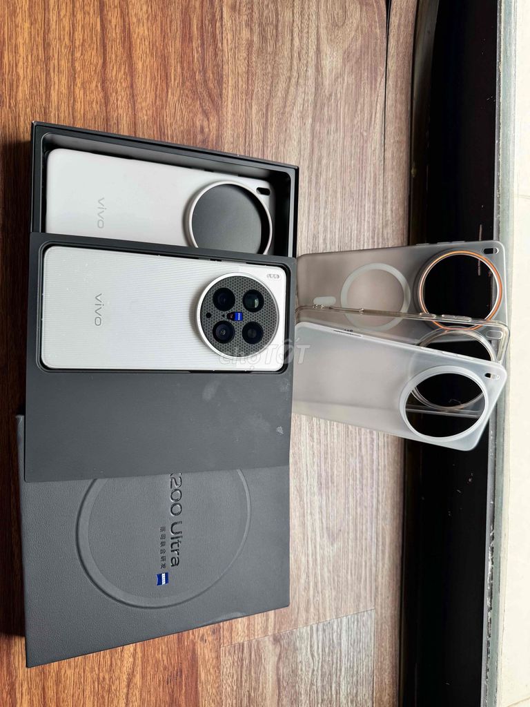 Vivo X200 Ultra 256GB Trắng Fullbox pin 100%. Mua bán Điện thoại tại Thành phố Thủ Đức Tp Hồ Chí Minh được đăng bởi Minh Ti hình 1