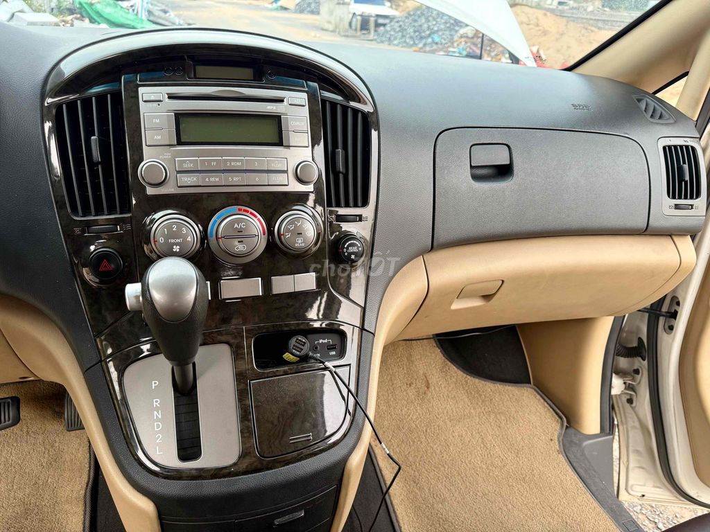 Hyundai Grand Starex 2015 Limousine 2.4 AT. Mua bán Ô tô tại Quận Gò Vấp Tp Hồ Chí Minh được đăng bởi Bình An Ôtô  hình 18