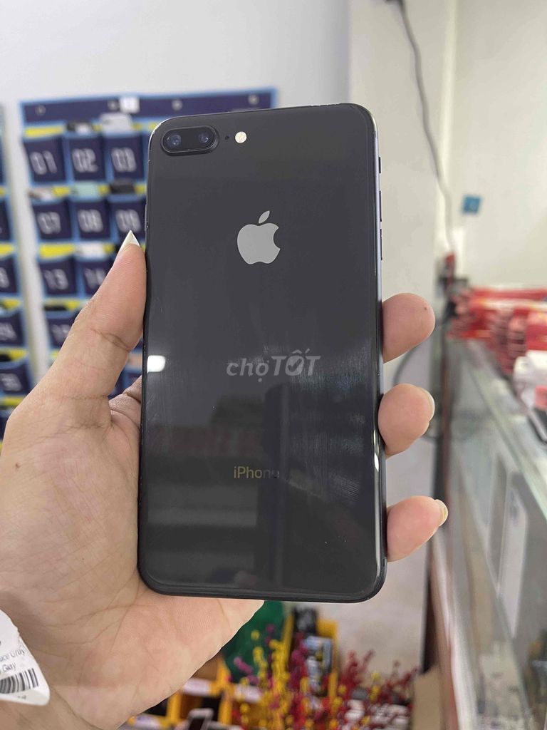 iPhone 8 Plus 64GB Đen Zin Pin New. Mua bán Điện thoại tại Quận 4 Tp Hồ Chí Minh được đăng bởi Quốc Đạt 888 hình 1