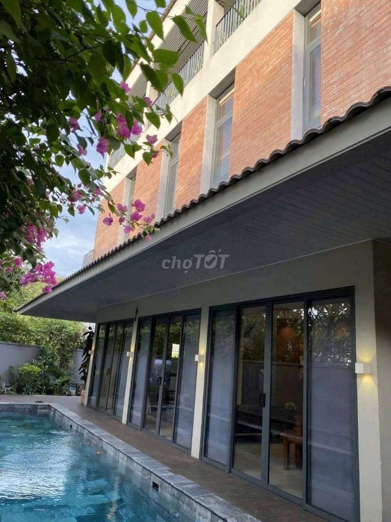 HOT Biệt Thự 15M X 20M Góc 2 Mặt Tiền Khu BT Thạnh Xuân Quận 12