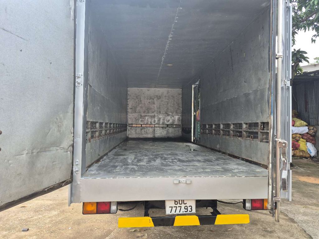 Xe zin 100%. Mới chay 77000.Thùng 6m10. 1T8 .9 chủ. Mua bán Xe tải, xe ben tại Thị xã Bến Cát Bình Dương được đăng bởi LÂM VĂN HẸN hình 15