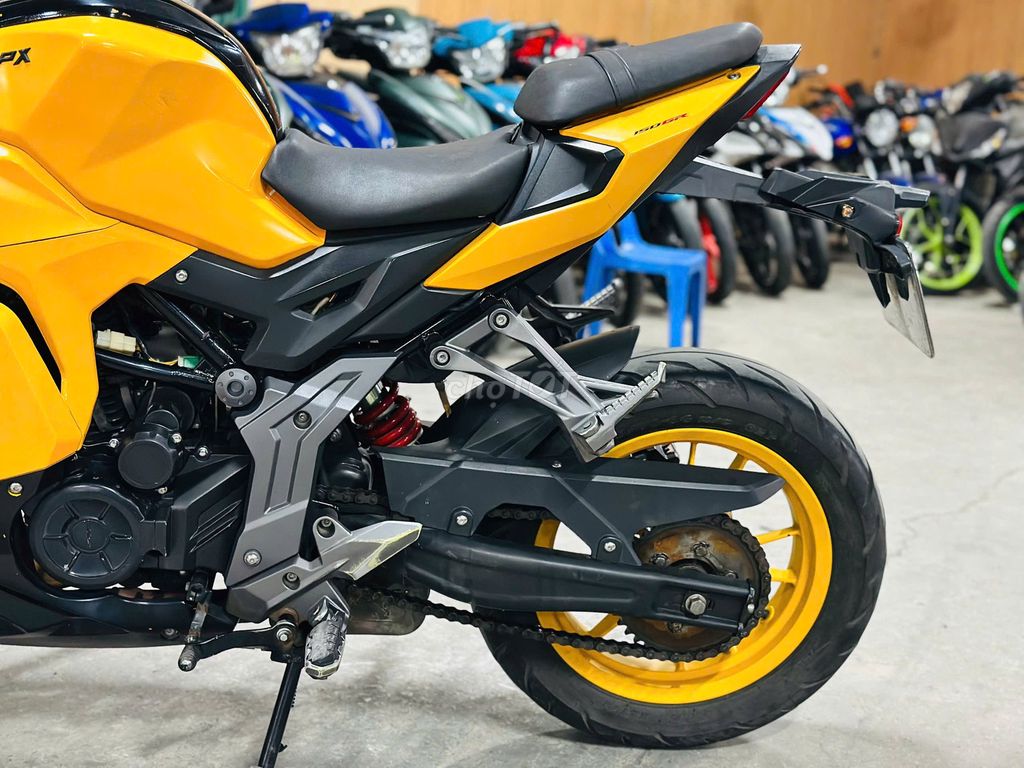 XE MÁYTHANH TÙNG_GPX DEMON 150GR CAM ĐEN BAO ZIN. Mua bán Xe máy tại Quận Nam Từ Liêm Hà Nội được đăng bởi THANH TÙNG hình 3