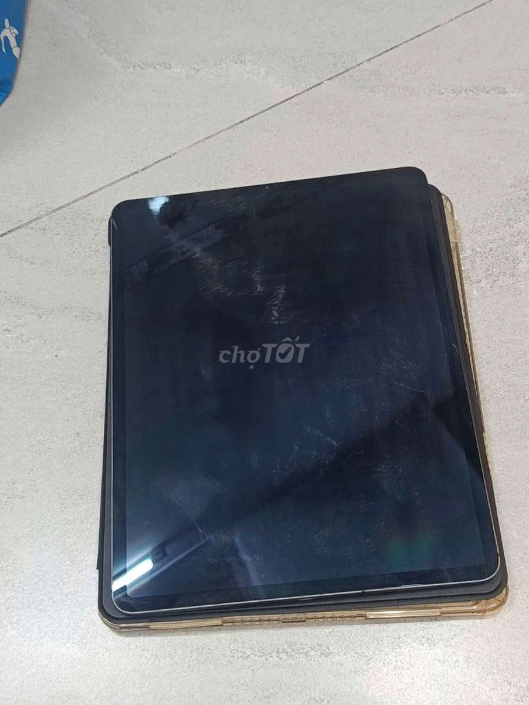 Apple iPad Pro 12.9inch 2020 Xám bán xác . Mua bán Máy tính bảng tại Quận 6 Tp Hồ Chí Minh được đăng bởi AN hình 1