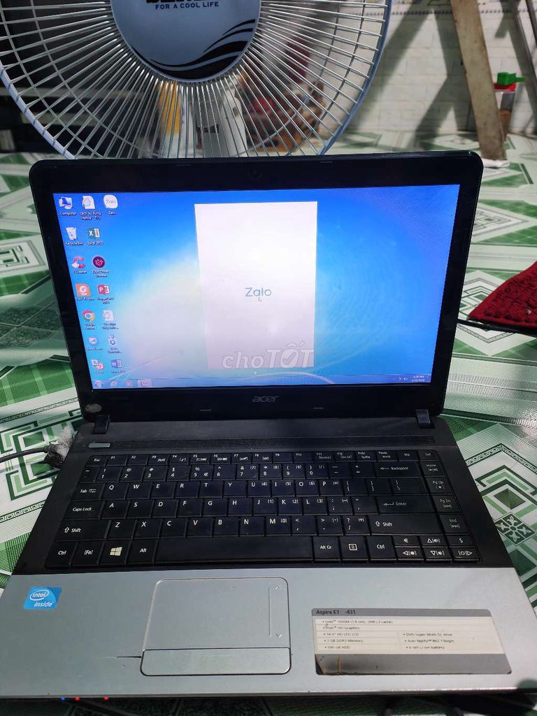 Acer Aspire E1-411 Intel Inside Đen. Mua bán Laptop tại Thành phố Thuận An Bình Dương được đăng bởi Gà Con hình 1