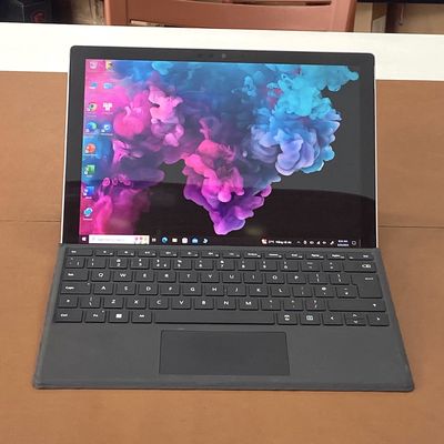 Surface Pro 5 | Màn tách rời, Cảm ứng Siêu Nét
