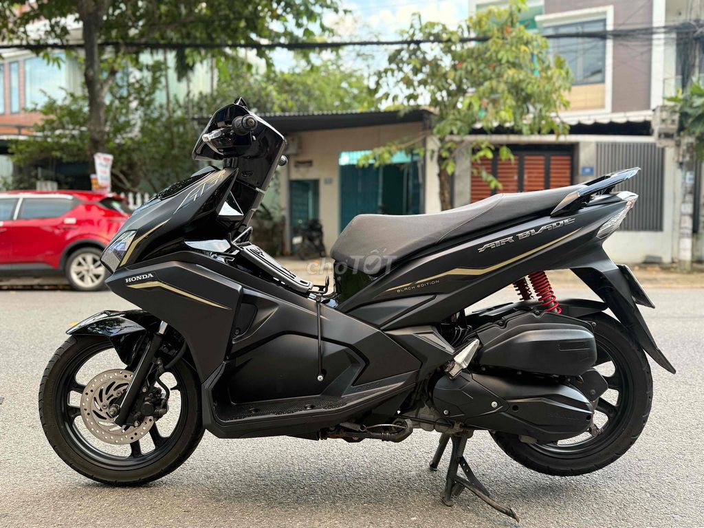 Air Blade 2019 Smartkey B.số 43 Góp trả trước 5tr. Mua bán Xe máy tại Quận Liên Chiểu Đà Nẵng được đăng bởi Hòa Xe Máy Cũ hình 1