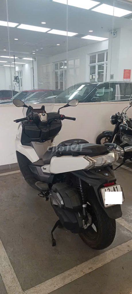 BMW C 400 GT Trắng 350cc. Mua bán Xe máy tại Quận Thanh Khê Đà Nẵng được đăng bởi Anh Quy hình 5