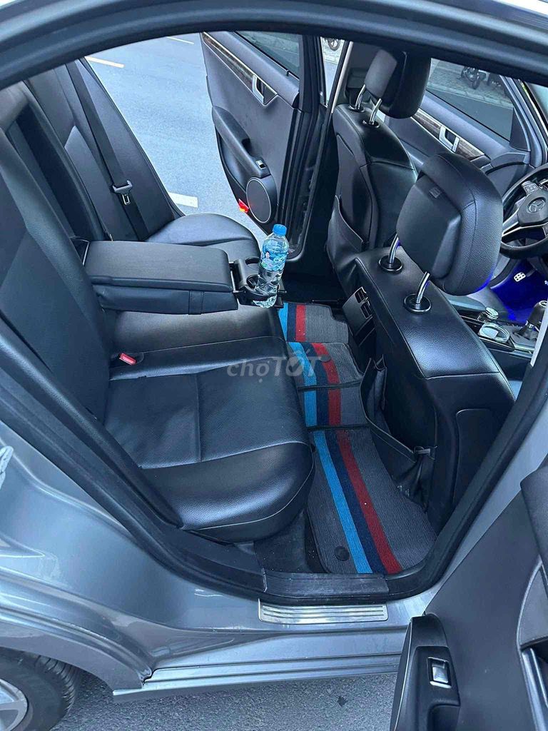 Mercedes Benz C Class 2012 C200 - 780000 km. Mua bán Ô tô tại Quận 7 Tp Hồ Chí Minh được đăng bởi Bảo Anh hình 12