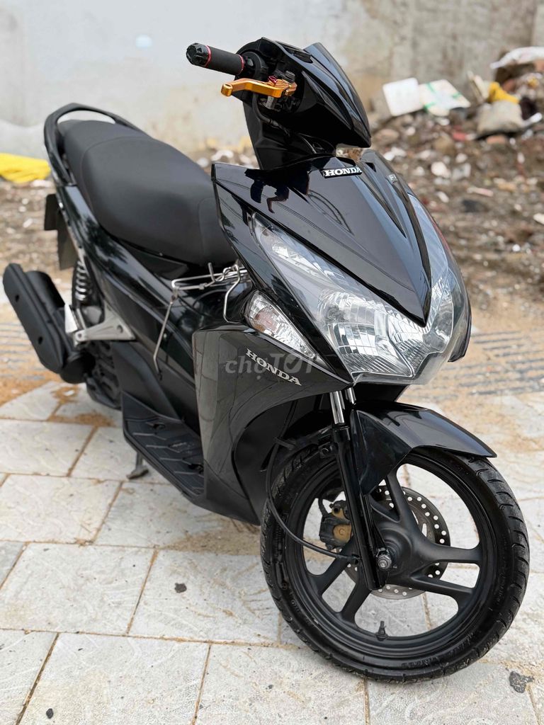 Honda Airblade 2012 глянцевый черный госномер 43