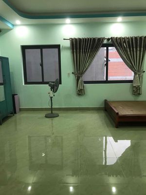 Room 40 m² · Đường Lê Văn Lương
