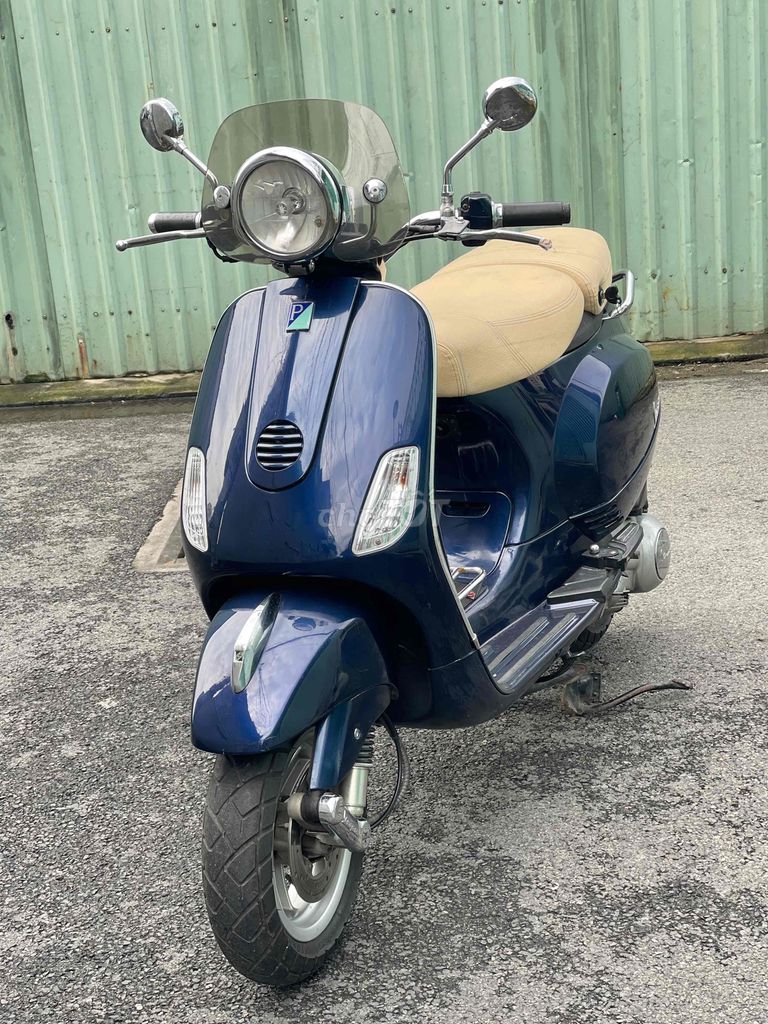 Vesspa Hàng nhập LxV 125cc Siu đẹp. Mua bán Xe máy tại Quận 12 Tp Hồ Chí Minh được đăng bởi Gà hình 4