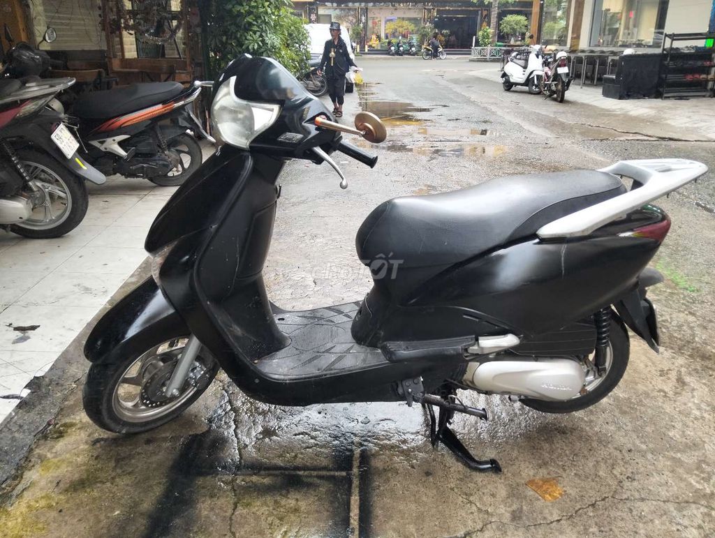 Thanh lý xe Honda Lead. Mua bán Xe máy tại Thành phố Dĩ An Bình Dương được đăng bởi câm đô kim ngoc QL1A  hình 2