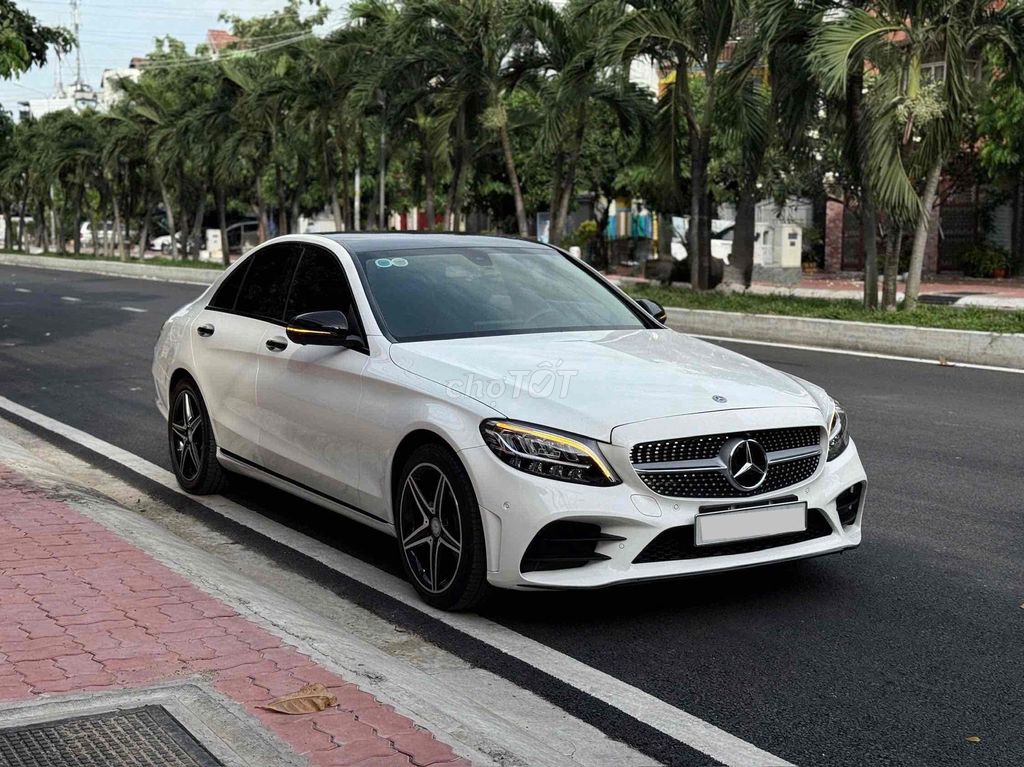 Mercedes Benz C200 up C300 model 2019. Mua bán Ô tô tại Quận 8 Tp Hồ Chí Minh được đăng bởi Khoa nguyễn hình 1