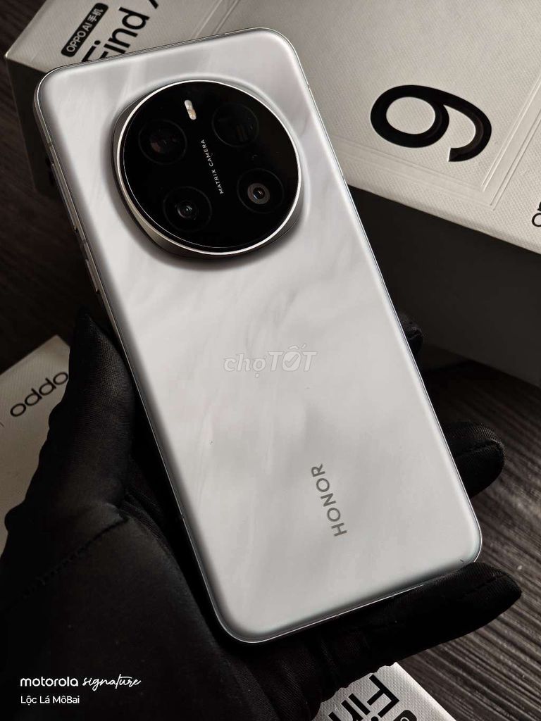Honor Magic 7 Pro 512GB Bạc. Mua bán Điện thoại tại Thành phố Đà Lạt Lâm Đồng được đăng bởi Lộc Lá Mô Bai hình 1