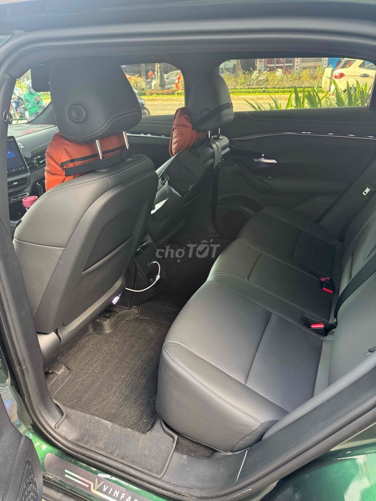 VinFast VF7 2025 Plus - 12000 km. Mua bán Ô tô tại Quận Hải Châu Đà Nẵng được đăng bởi Vũ Trung Phong hình 4