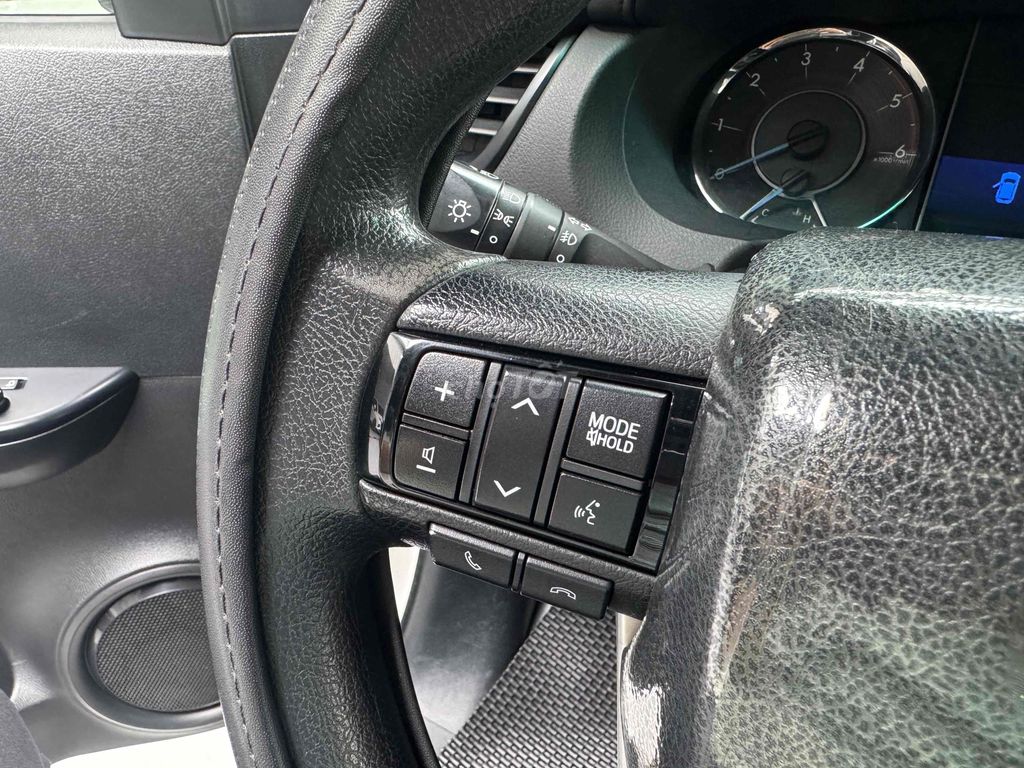 Toyota Fortuner 2020 Dầu Số sàn 100.000 km. Mua bán Ô tô tại undefined undefined được đăng bởi Long Auto Vạn Phúc hình 11