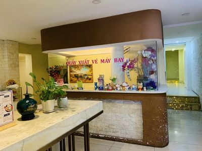 TUYỂN LỄ TÂN NỮ CA TỐI – ĐI LÀM NGAY
