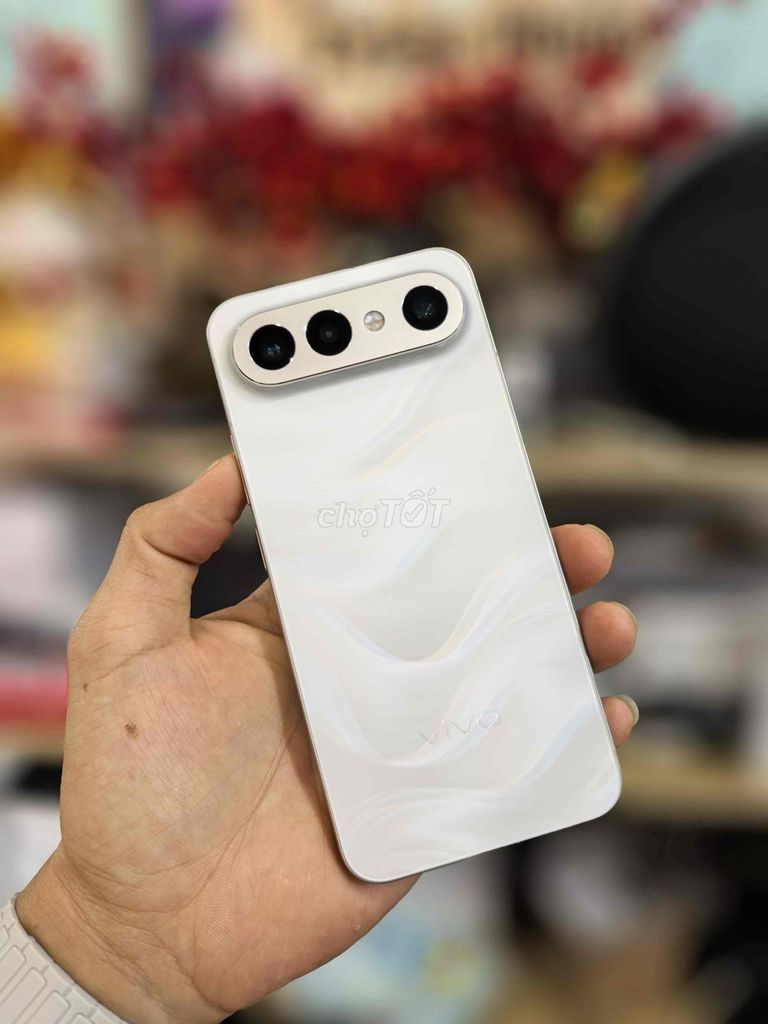 Vivo S50 Pro mini 5G Trắng 12/512GB lướt keng đẹp. Mua bán Điện thoại tại Quận Bình Tân Tp Hồ Chí Minh được đăng bởi Triệu Phúc hình 1