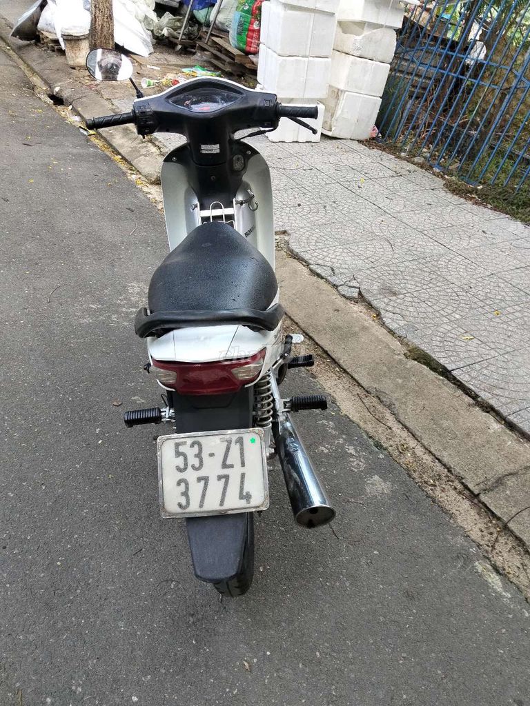Honda Wave белый, полуавтомат