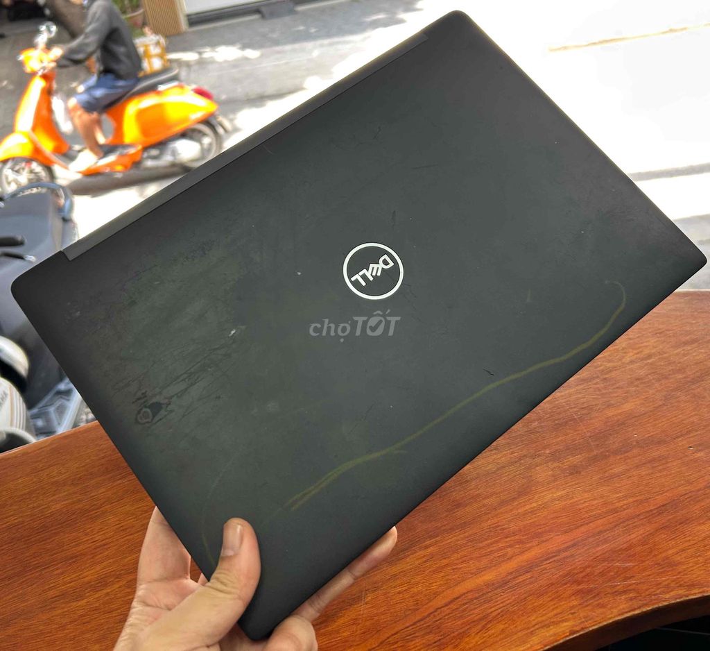 Dell Latitude 7390 i5 Gen 8 Lỗi màn hình. Mua bán Laptop tại Quận Gò Vấp Tp Hồ Chí Minh được đăng bởi Việt Hoàng hình 1