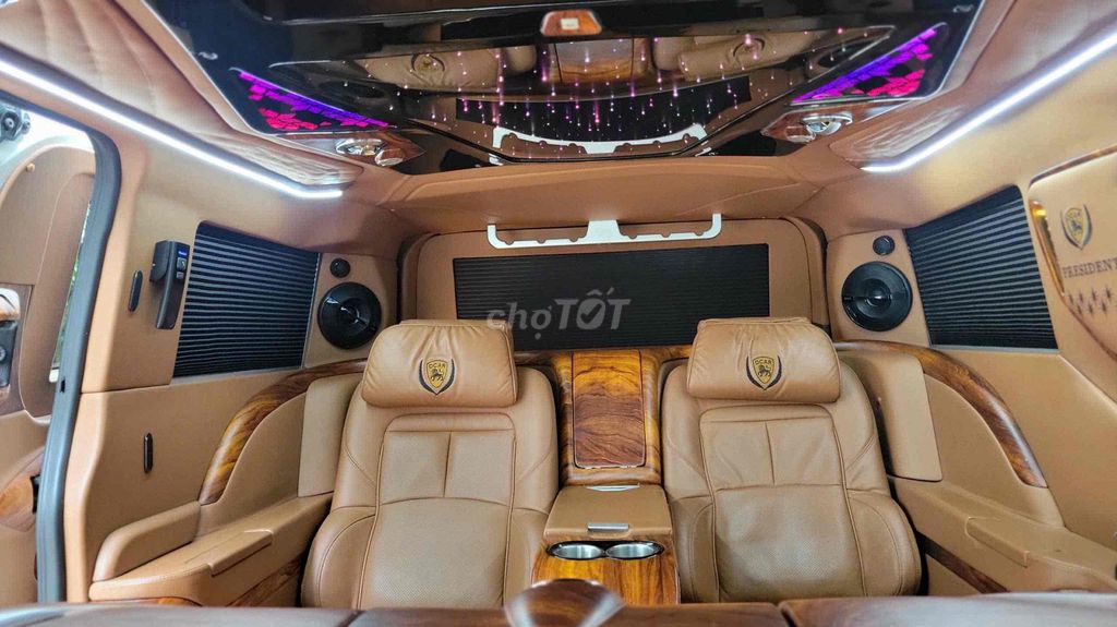 Ford Tourneo 2019 Titanium 2.0 AT - 63000 km. Mua bán Ô tô tại Quận Gò Vấp Tp Hồ Chí Minh được đăng bởi Siêu Thị Ô Tô Sài Gòn hình 7