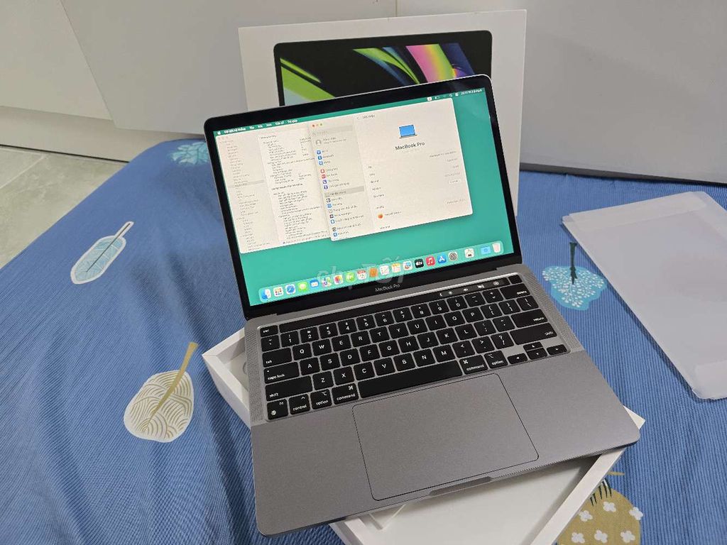 Macbook pro M2 đẹp 99% fullbox mới xạc 67 lần