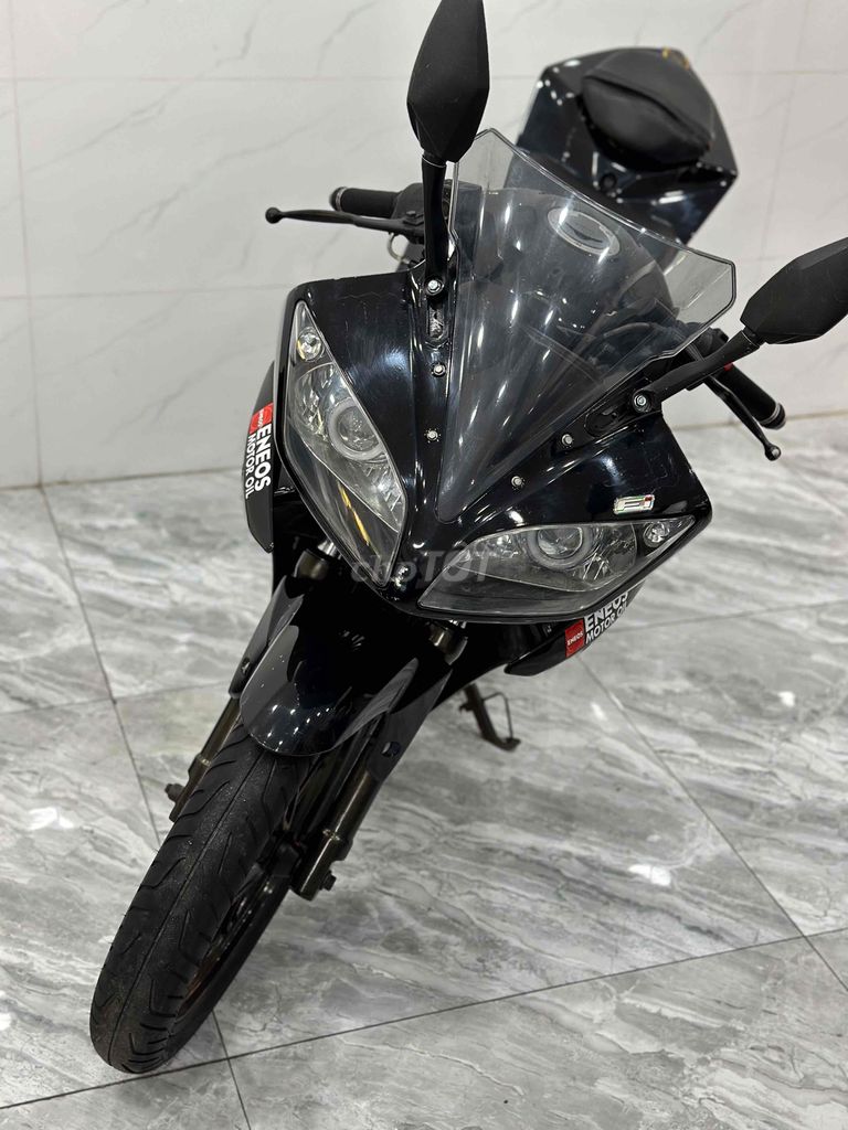 Yamaha R15 V2 2018 - Trả trước 0Đ nhận xe ✅. Mua bán Xe máy tại Quận Thanh Khê Đà Nẵng được đăng bởi Xe Máy Đức Vũ 658 Trần Cao Vân hình 3