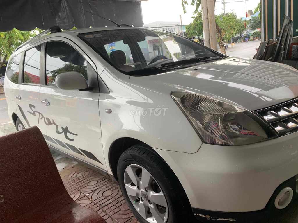 Nissan Livina 2011 - 100000 km. Mua bán Ô tô tại Thành phố Rạch Giá Kiên Giang được đăng bởi cầm đồ sa Đéc hình 12
