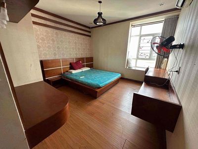 Room 30 m² · Đường Lê Văn Lương